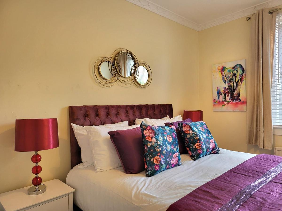 4 Bedrooms Apartment By Sensational Stay Short Lets & Serviced Accommodation Edinburg Exteriör bild
